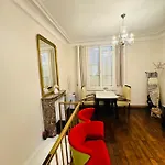 2-bedrooms Near The Eiffel Tower Paris