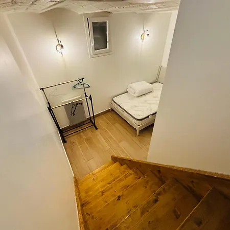Daire 2-bedrooms Near The Eiffel Tower *